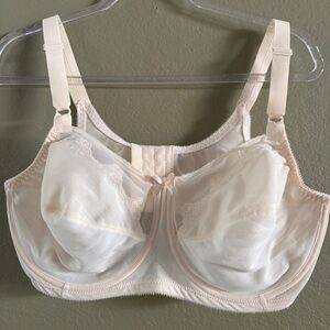 Bali Cream Full-Coverage Bra with Underwire Support